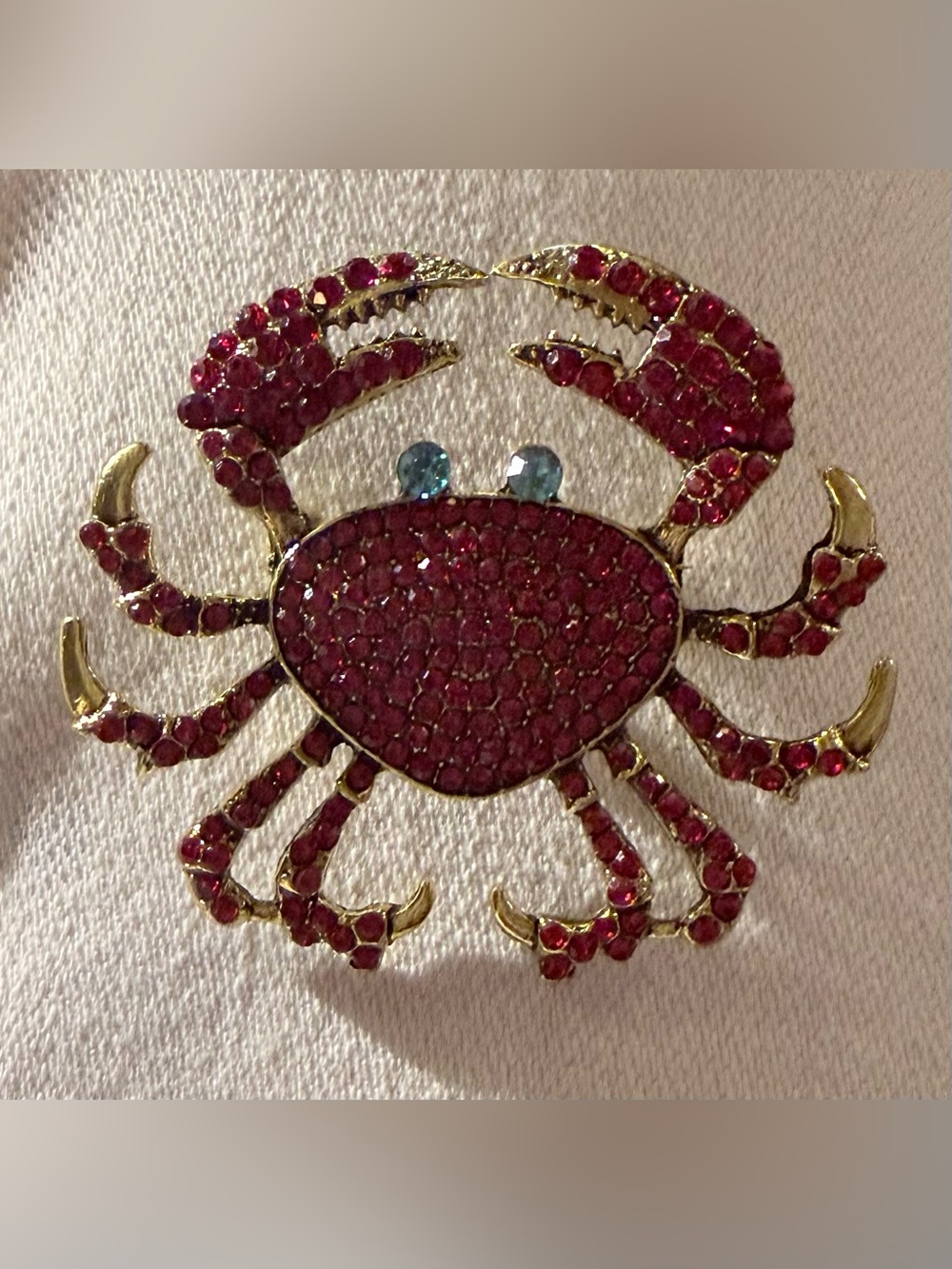Red and Gold Crab Brooch with Blue Eyes NWOT - Picture 4 of 4